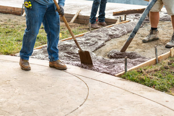 Best Residential Concrete Services  in Elk Ridge, UT