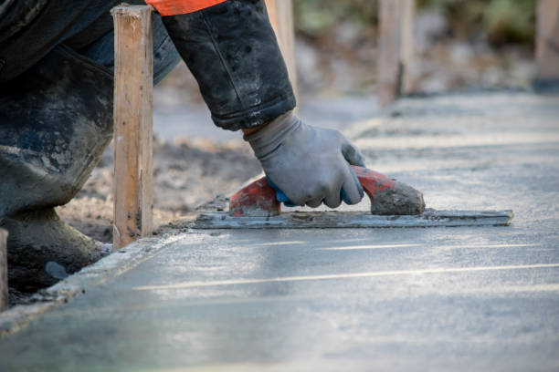 Best Custom Concrete Contractor  in Elk Ridge, UT